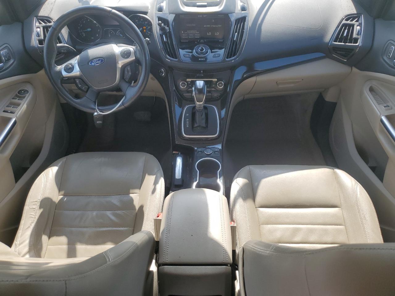 1FMCU9J95EUB30113 2014 Ford Escape Titanium