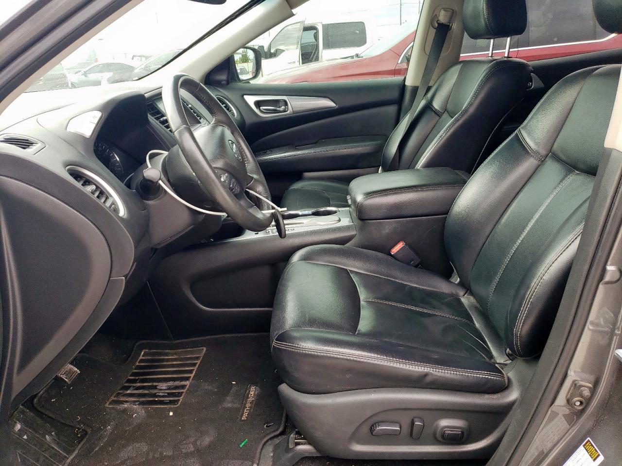 2018 Nissan Pathfinder S VIN: 5N1DR2MNXJC618981 Lot: 62577575