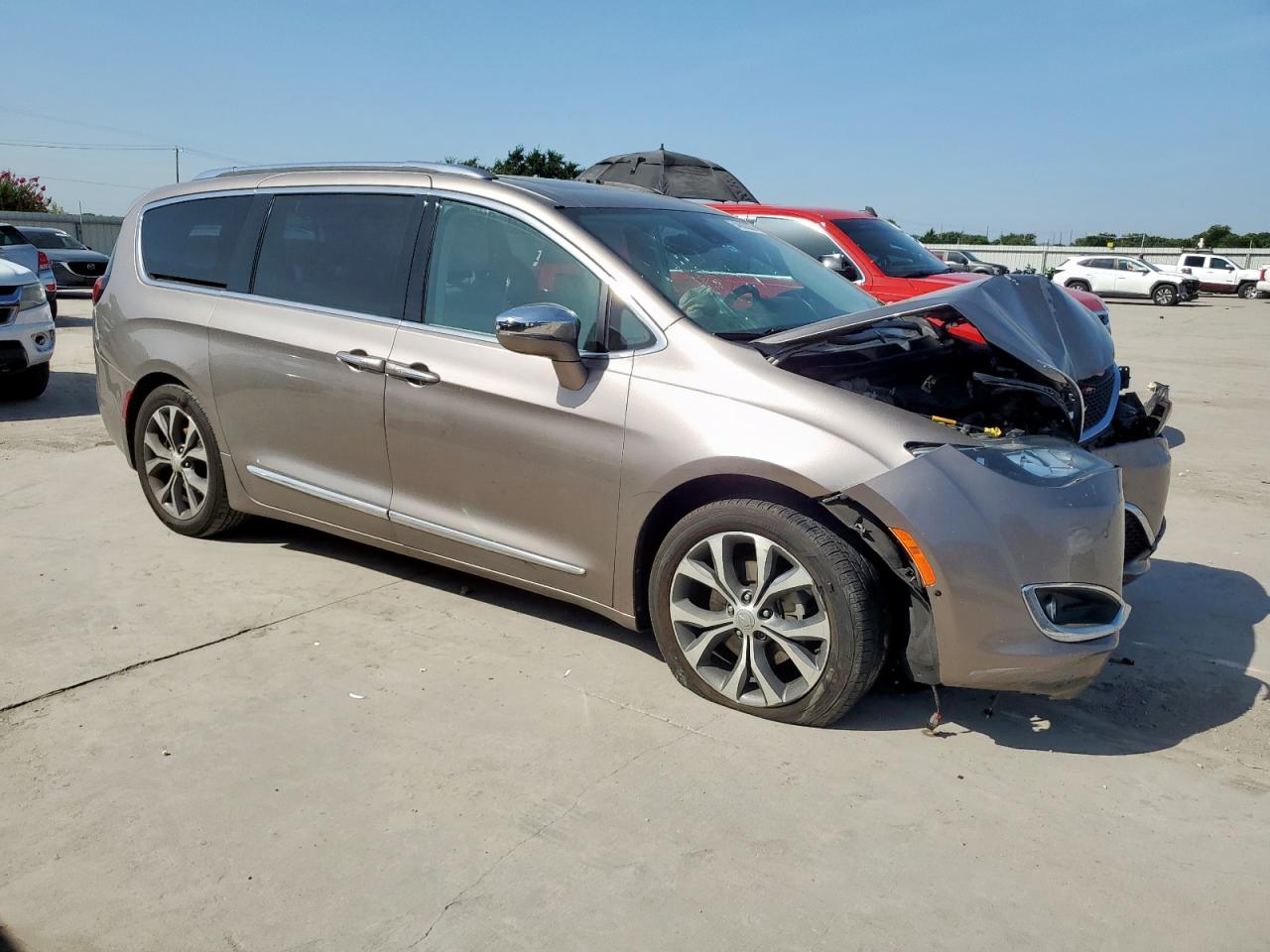 2017 Chrysler Pacifica Limited VIN: 2C4RC1GG7HR537635 Lot: 64882035