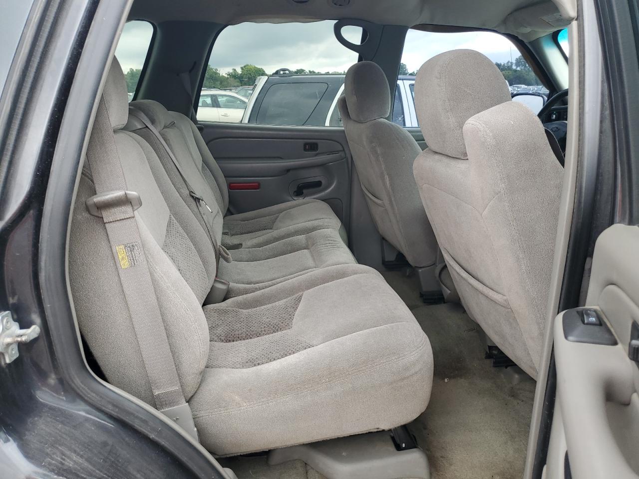 2004 Chevrolet Tahoe K1500 VIN: 1GNEK13V84J287687 Lot: 67053015