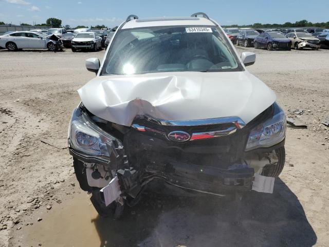  SUBARU FORESTER 2017 Biały