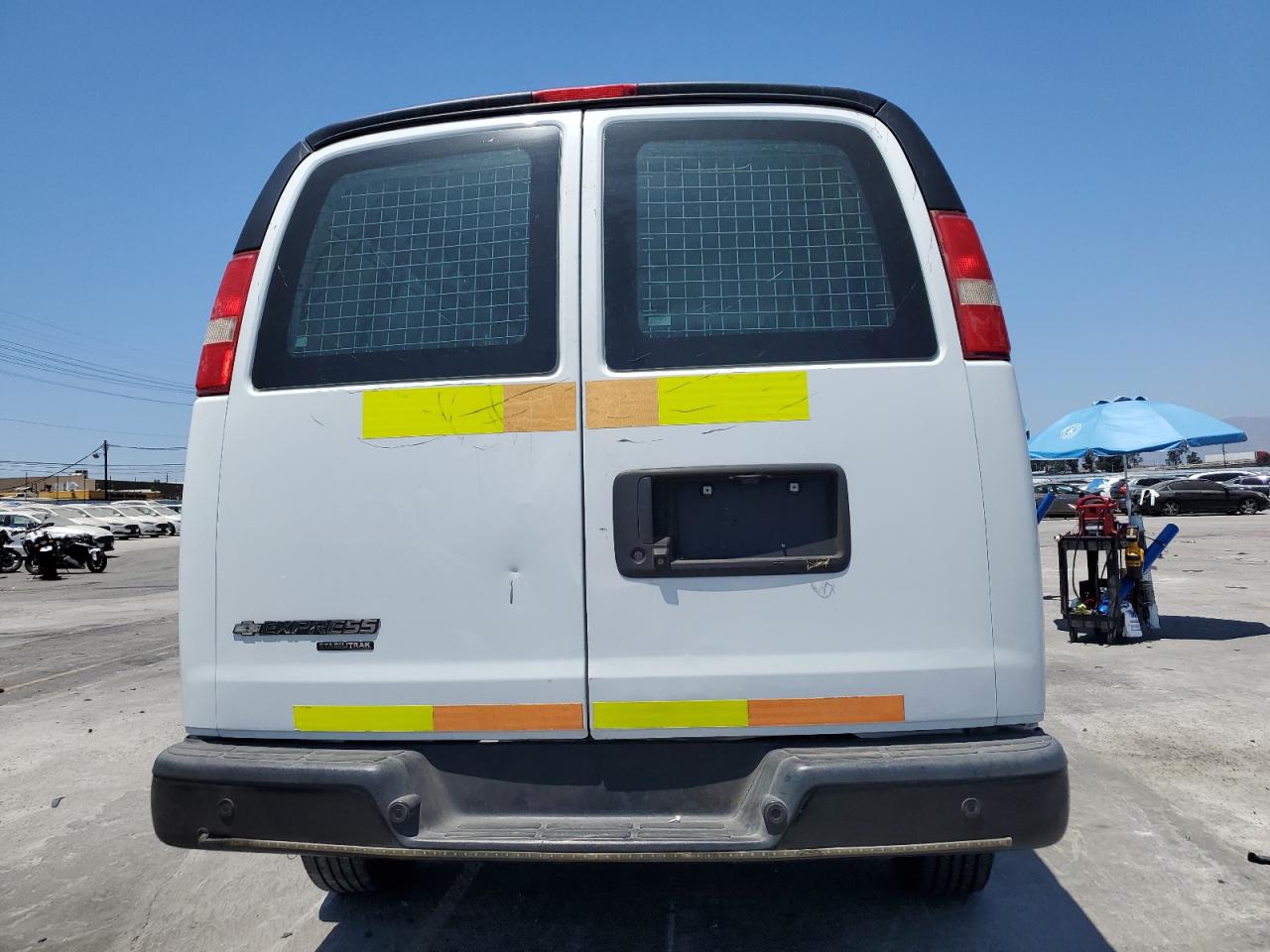 2016 Chevrolet Express G2500 VIN: 1GCWGAFF0G1326635 Lot: 64253545