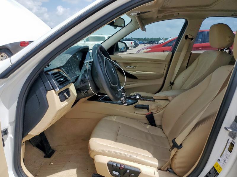 BMW 3 SERIES 2014 Белы