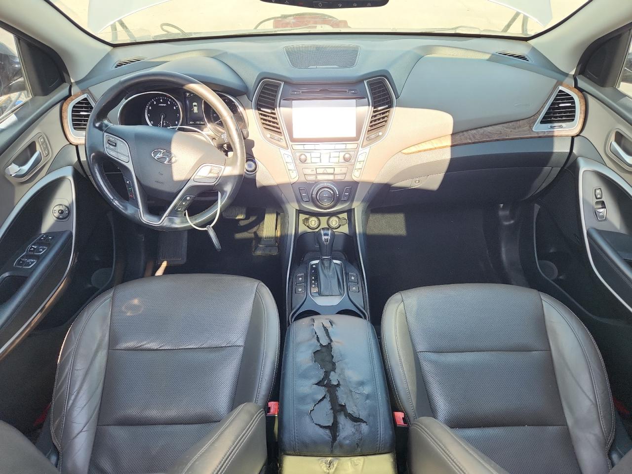 2017 Hyundai Santa Fe Se Ultimate VIN: KM8SR4HF8HU221988 Lot: 63039325