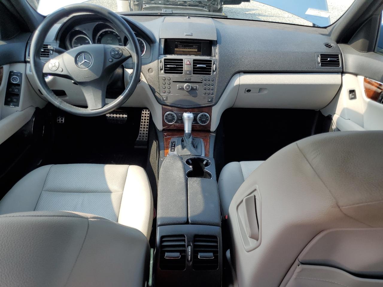 2010 Mercedes-Benz C 300 4Matic VIN: WDDGF8BB6AR120737 Lot: 64097875