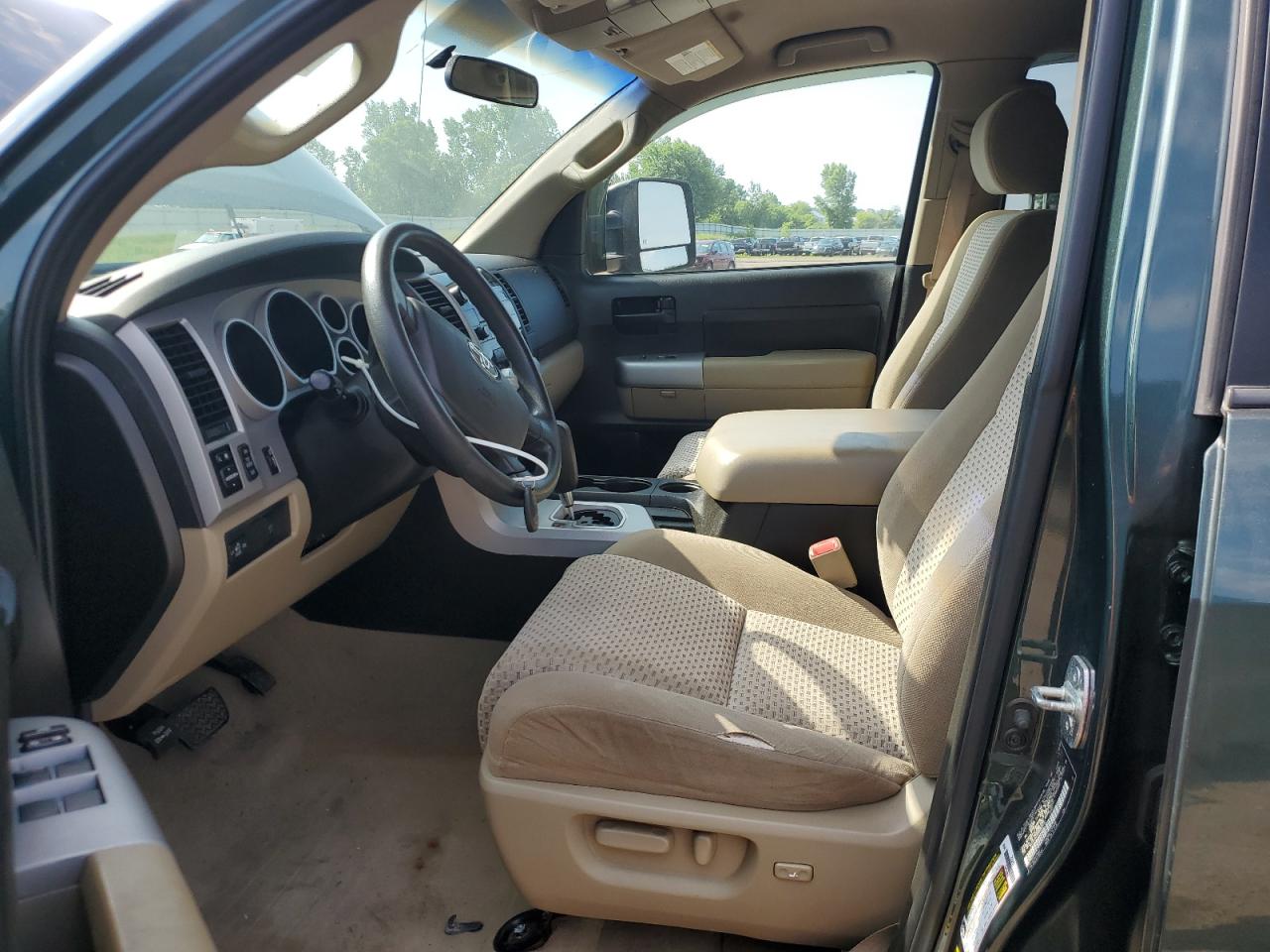 2008 Toyota Tundra Double Cab VIN: 5TFBV54128X045700 Lot: 62837955