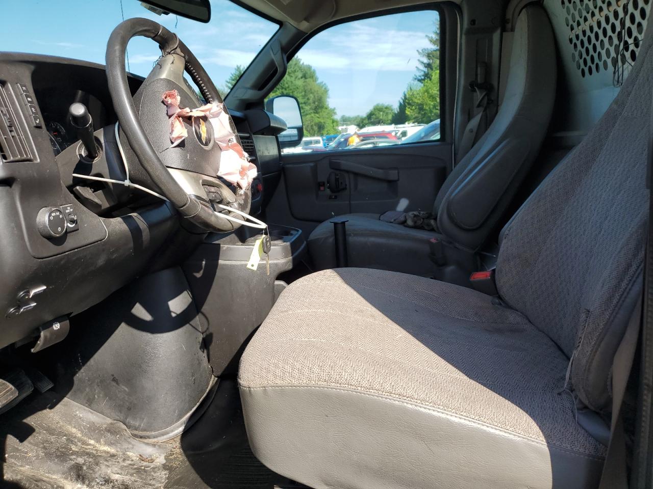 2016 Chevrolet Express G2500 VIN: 1GCWGBFG3G1286372 Lot: 65383815