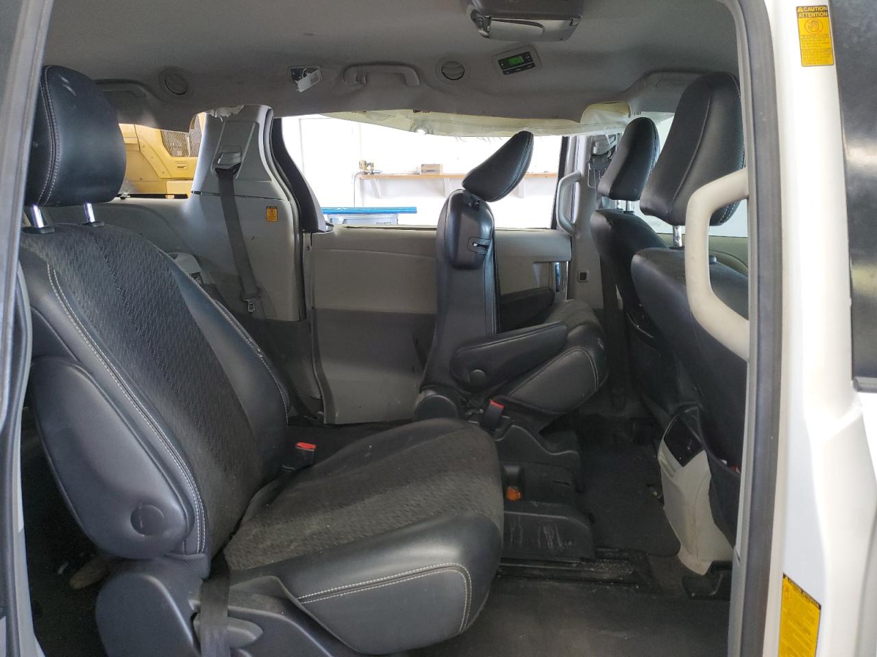 2013 Toyota Sienna Sport VIN: 5TDXK3DC3DS343631 Lot: 65191995