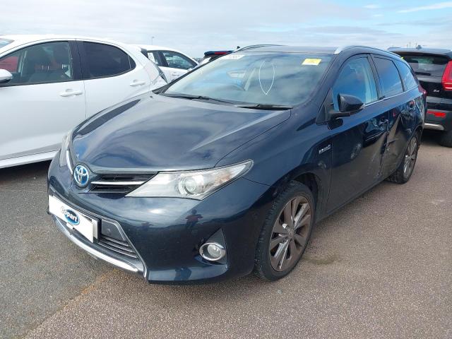 TOYOTA AURIS EXCE 2014