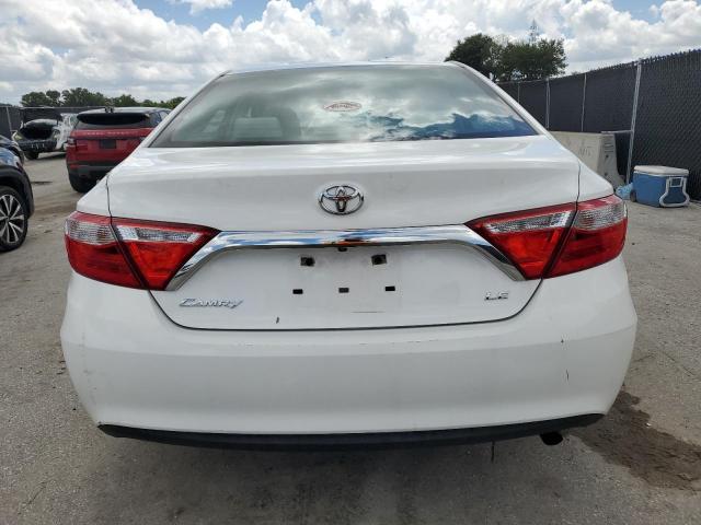 Sedans TOYOTA CAMRY 2017 White