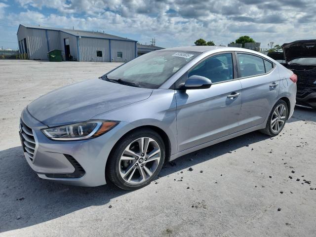 Sedans HYUNDAI ELANTRA 2017 Srebrny