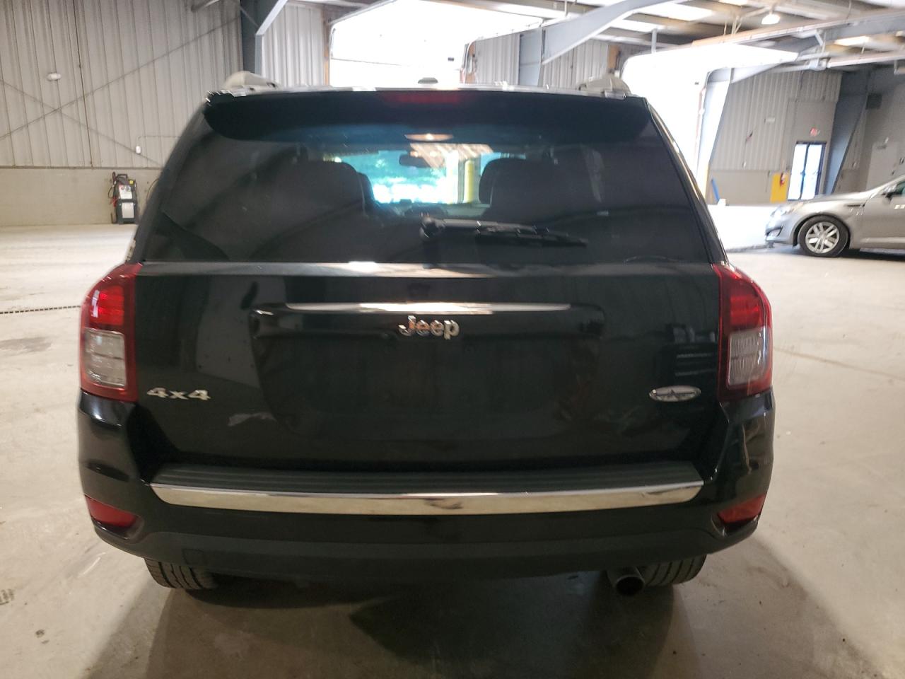 2016 Jeep Compass Latitude VIN: 1C4NJDEB3GD759975 Lot: 64731025