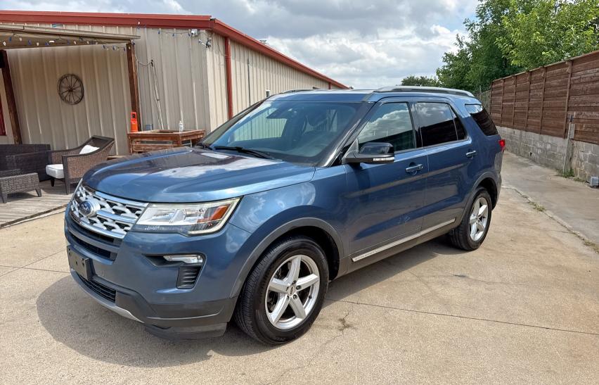  FORD EXPLORER 2018 Granatowy