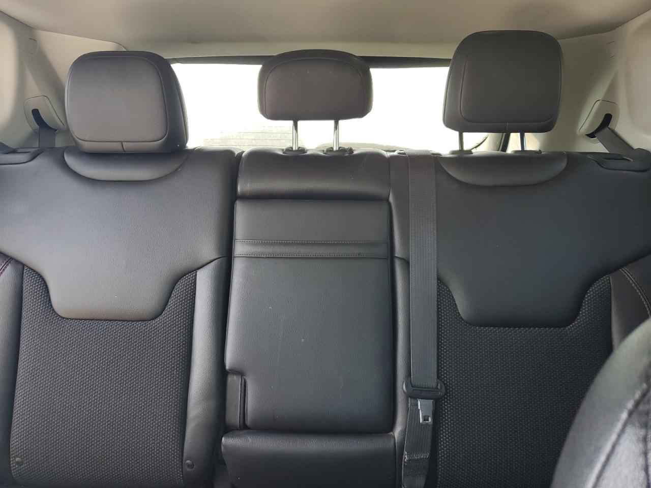 3c4njddb7kt668972 3C4NJDDB7KT668972 2019 Jeep Compass Trailhawk