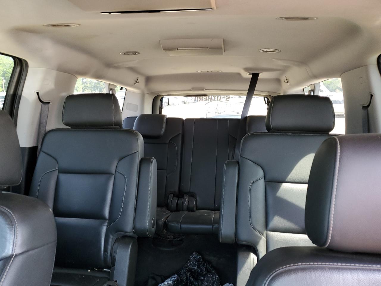 2019 Chevrolet Suburban K1500 Lt VIN: 1GNSKHKC4KR106823 Lot: 64463975