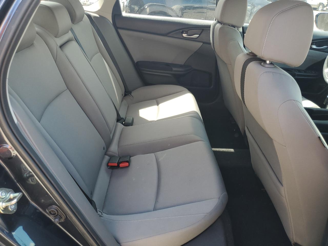 2018 Honda Civic Ex VIN: 2HGFC2F73JH565519 Lot: 64436665