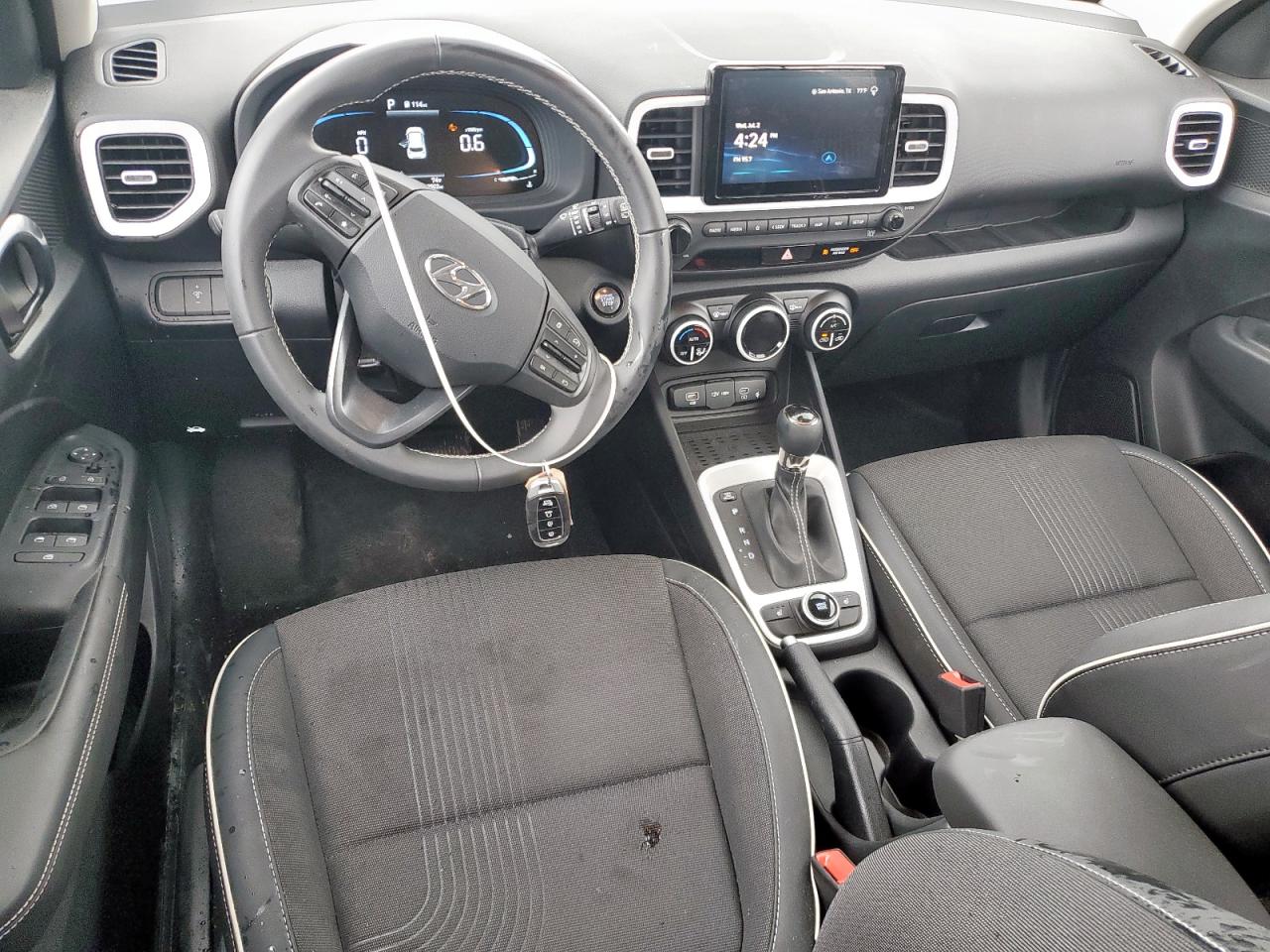 2025 Hyundai Venue Sel VIN: KMHRC8A39SU376774 Lot: 63598965