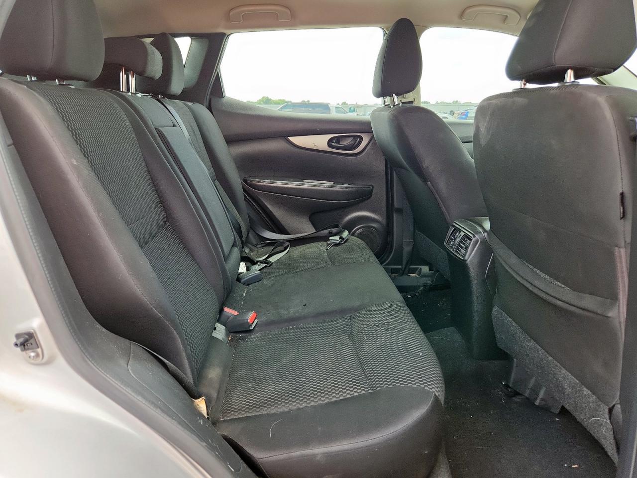 2019 Nissan Rogue Sport S VIN: JN1BJ1CP4KW236576 Lot: 64810395