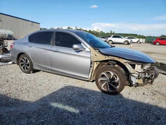 Седаны HONDA ACCORD 2017 Серебристый