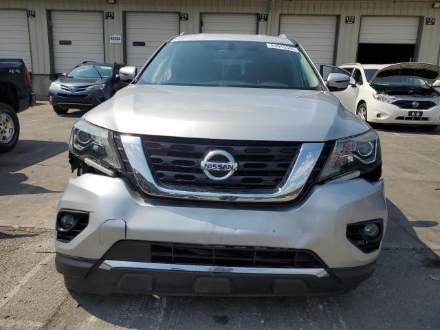  NISSAN PATHFINDER 2017 Сріблястий