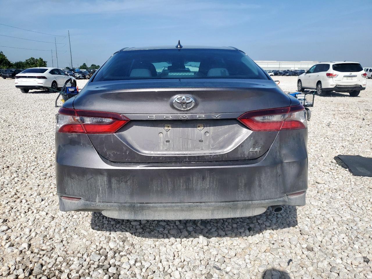 2021 Toyota Camry Le VIN: 4T1C11AK0MU437457 Lot: 64034415