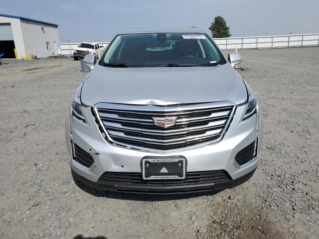  CADILLAC XT5 2019 Srebrny