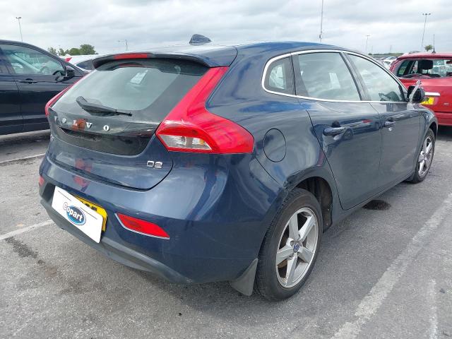 2013 VOLVO V40 SE D2
