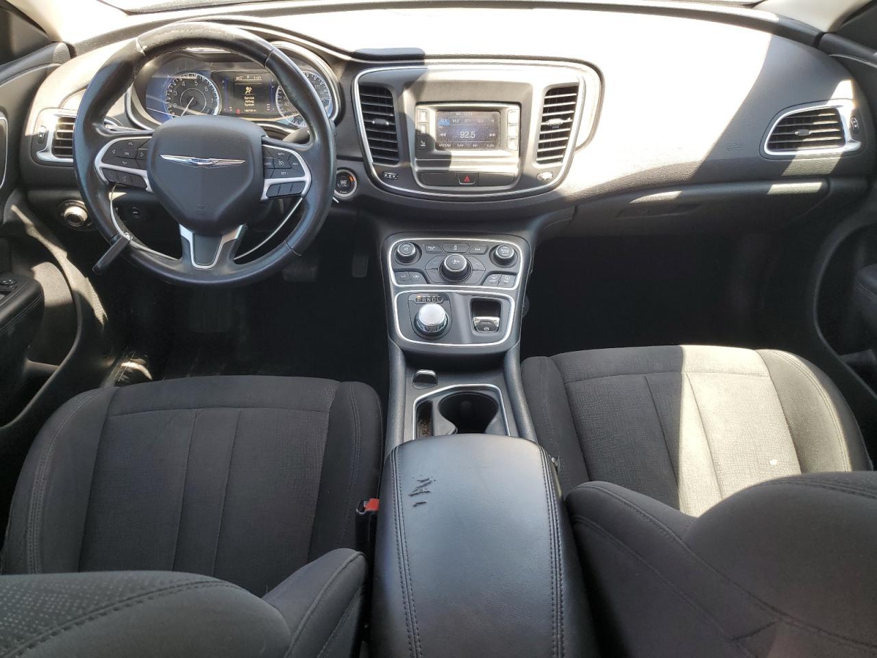 2015 Chrysler 200 Limited VIN: 1C3CCCAB4FN679924 Lot: 64507325