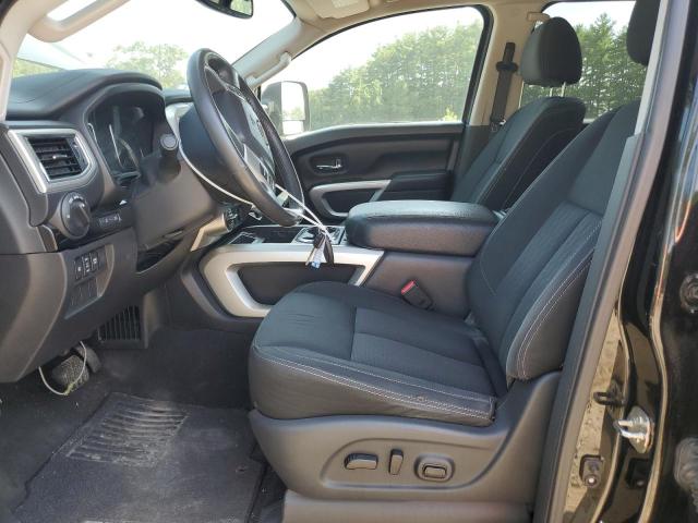  NISSAN TITAN 2017 Black