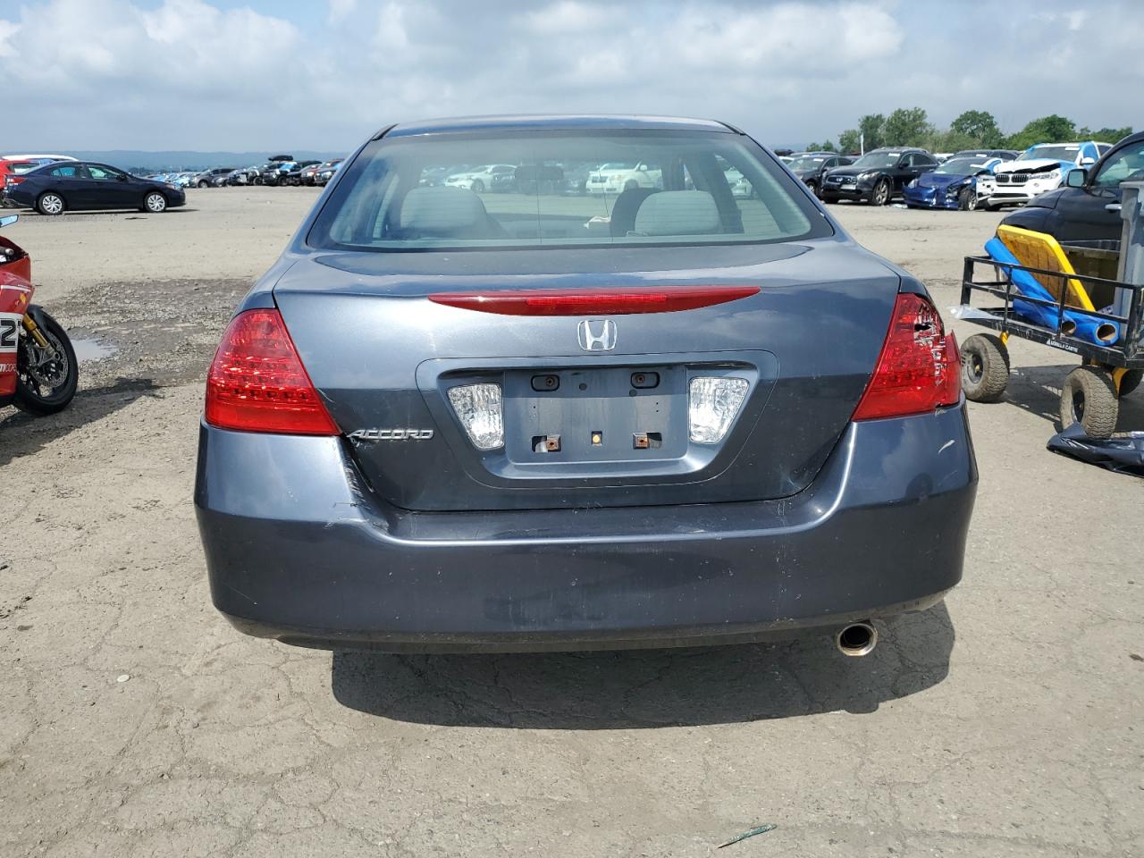 2006 Honda Accord Lx VIN: 1HGCM56486A001877 Lot: 64102075