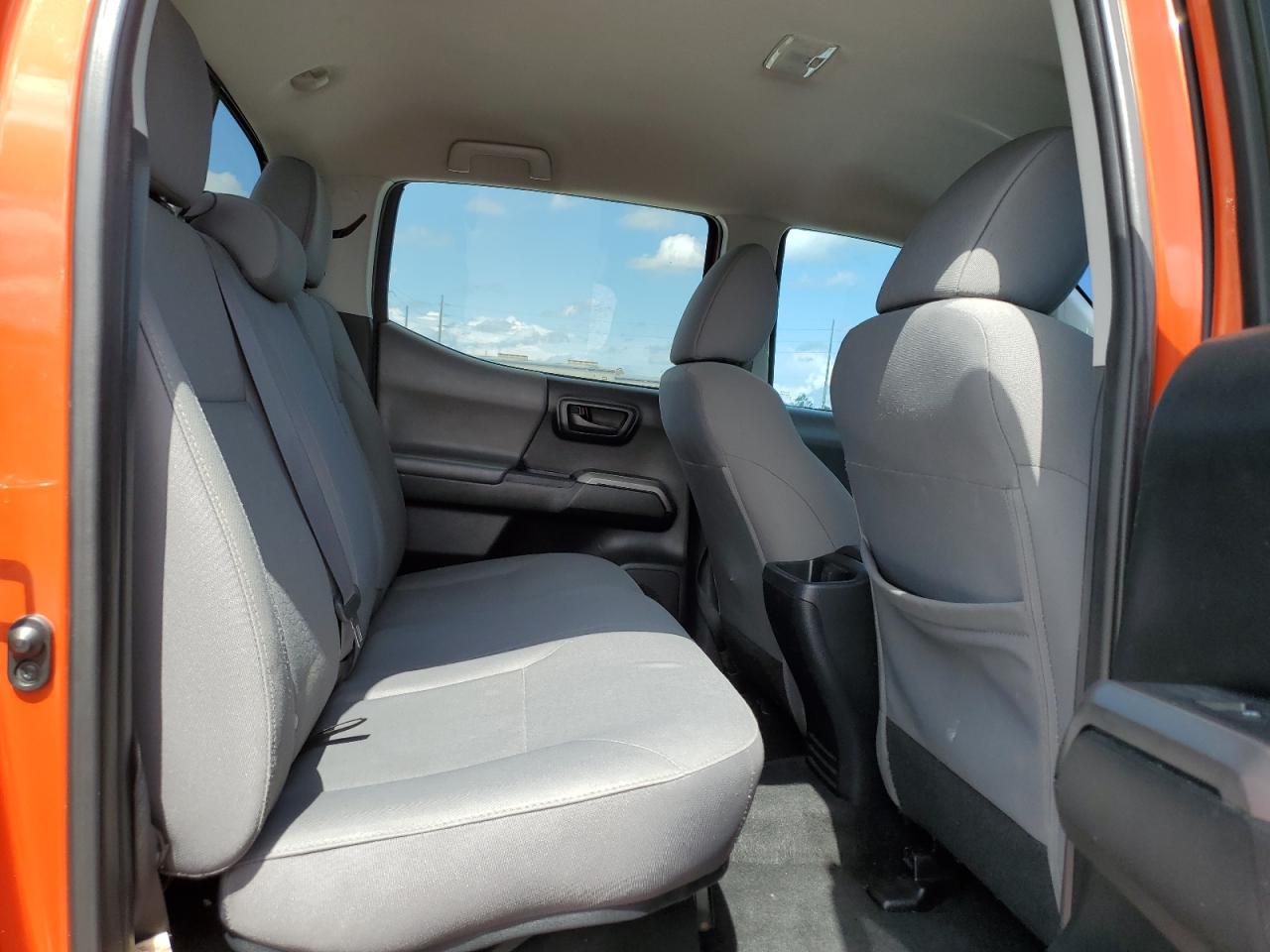 2017 Toyota Tacoma Double Cab VIN: 5TFAX5GN8HX088183 Lot: 65184225