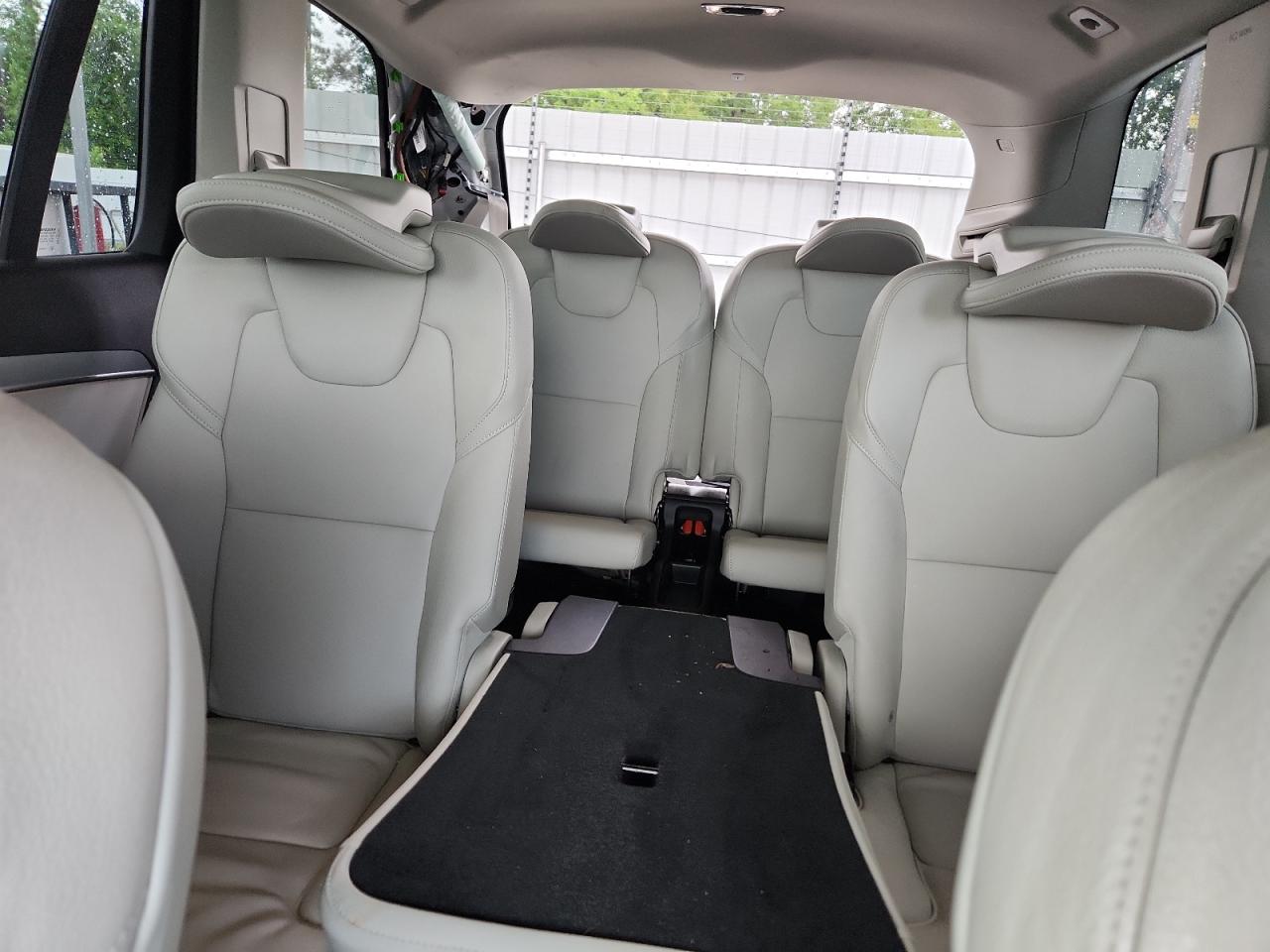 2021 Volvo Xc90 T5 Momentum VIN: YV4102CKXM1768756 Lot: 64090425