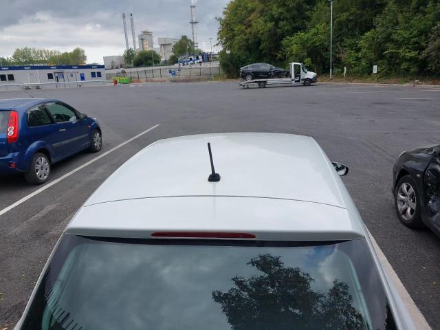 2015 VOLKSWAGEN POLO SE