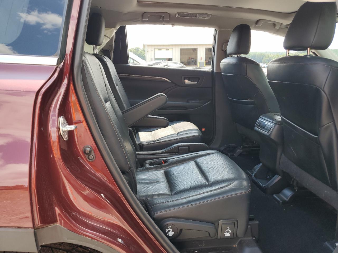 2015 Toyota Highlander Hybrid Limited VIN: 5TDDCRFH2FS007208 Lot: 65349775