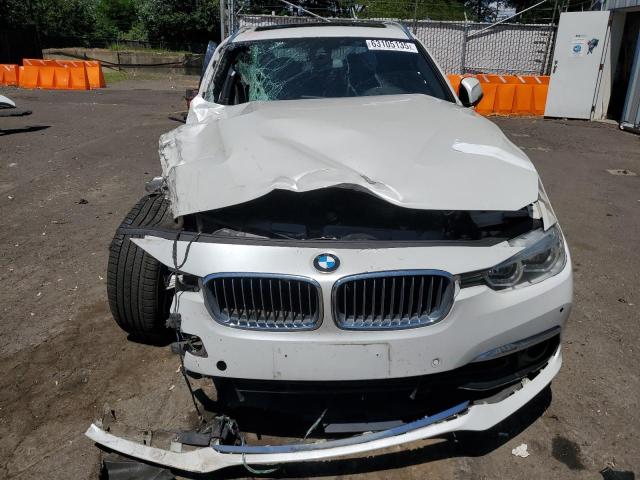  BMW 3 SERIES 2017 Белы