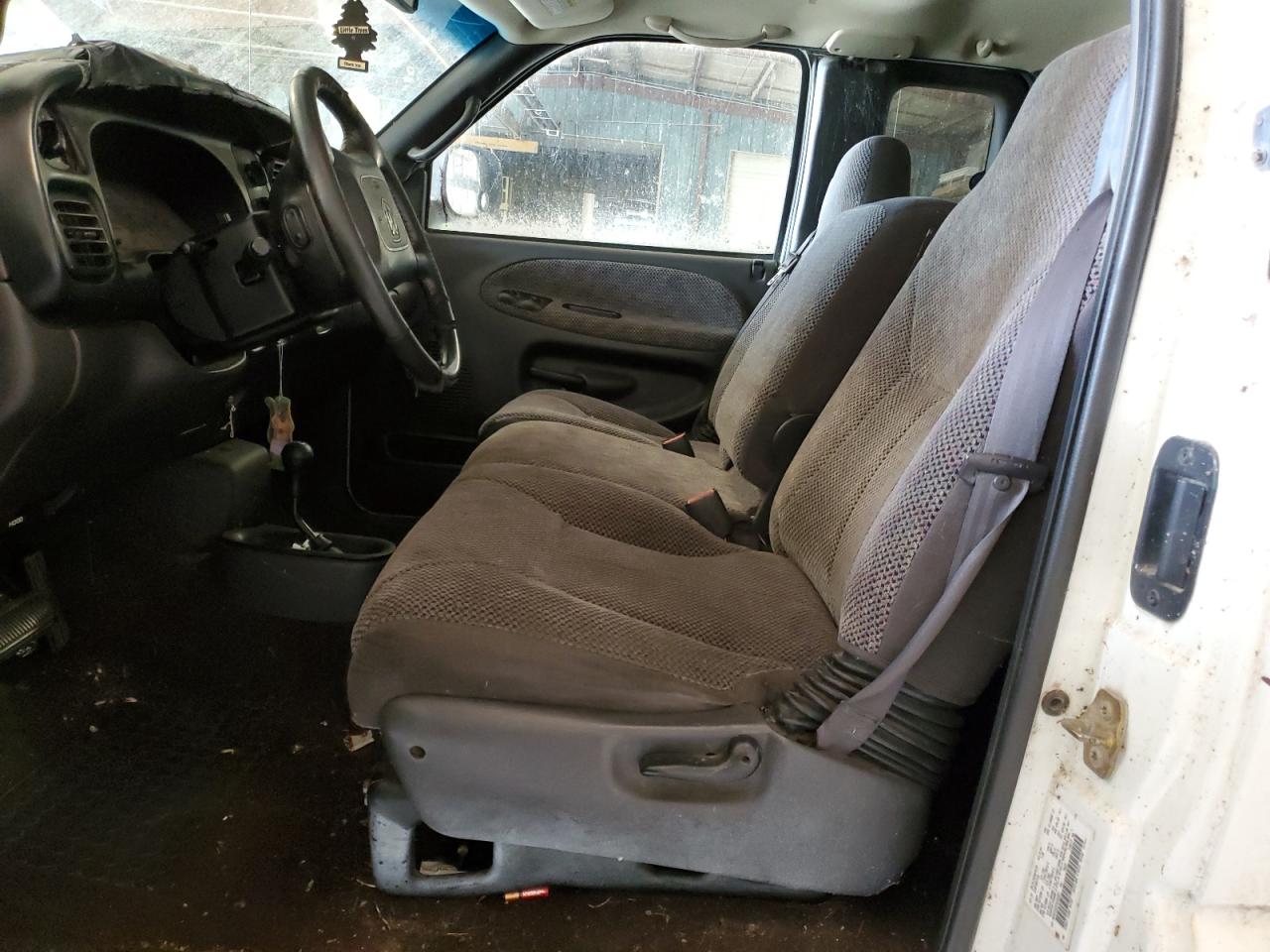 2000 Dodge Ram 2500 VIN: 3B7KF23Z2YG101657 Lot: 65680035