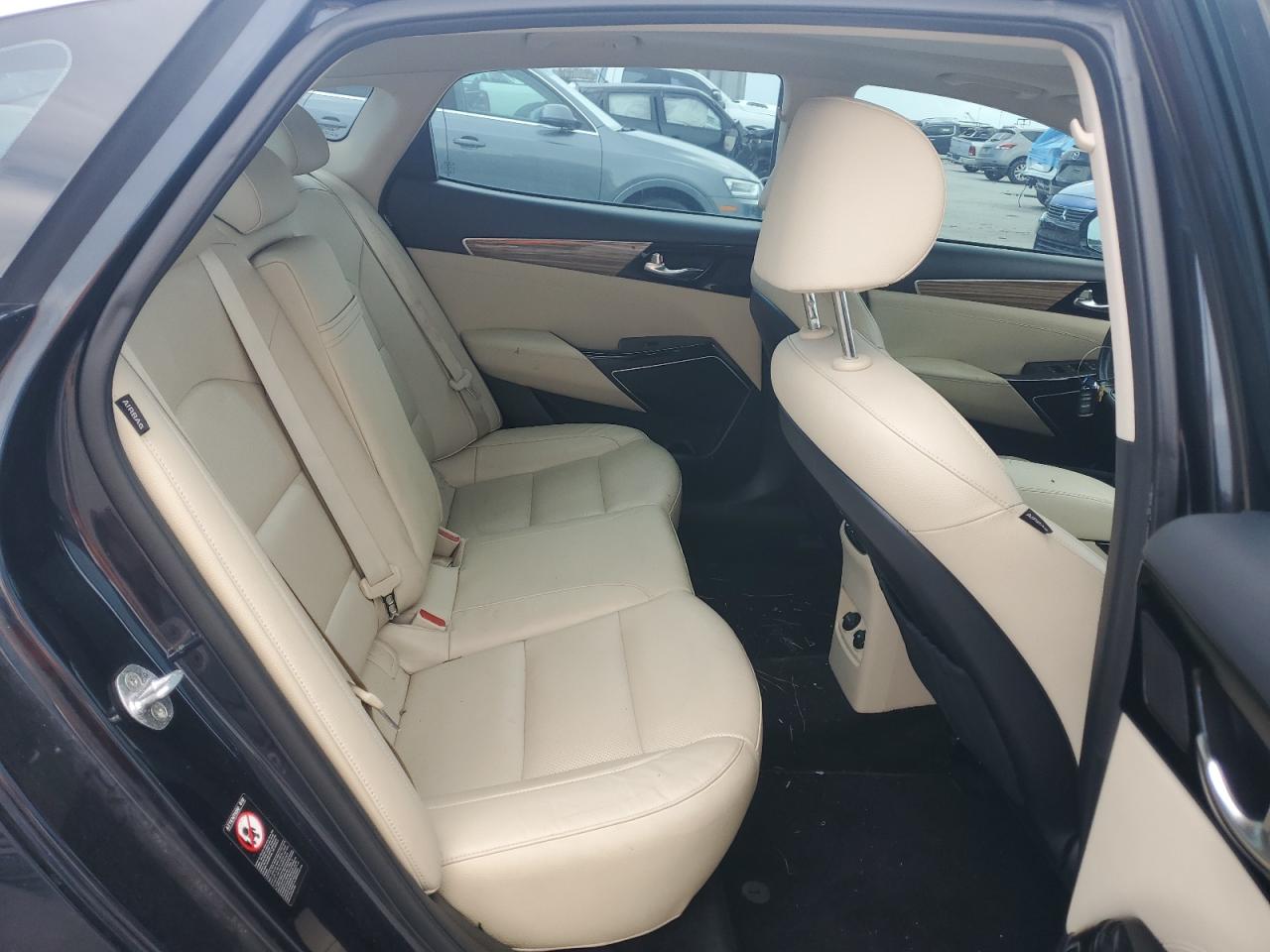 2017 Kia Cadenza Premium VIN: KNALC4J11H5044751 Lot: 63673555