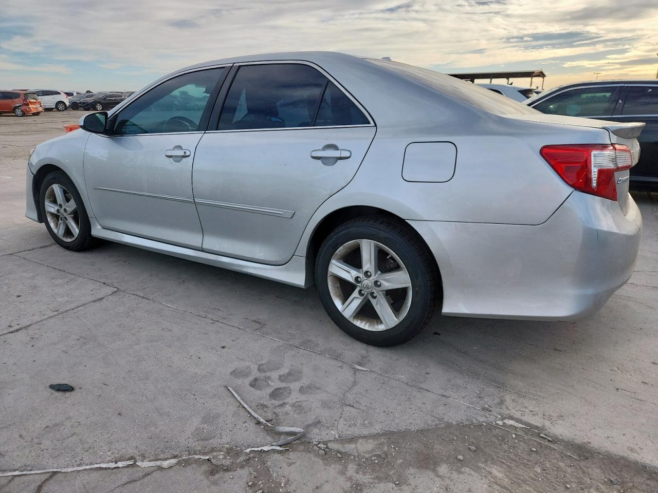 4t1bf1fk0cu145067 4T1BF1FK0CU145067 2012 Toyota Camry Base