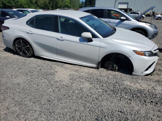  TOYOTA CAMRY 2019 Белы