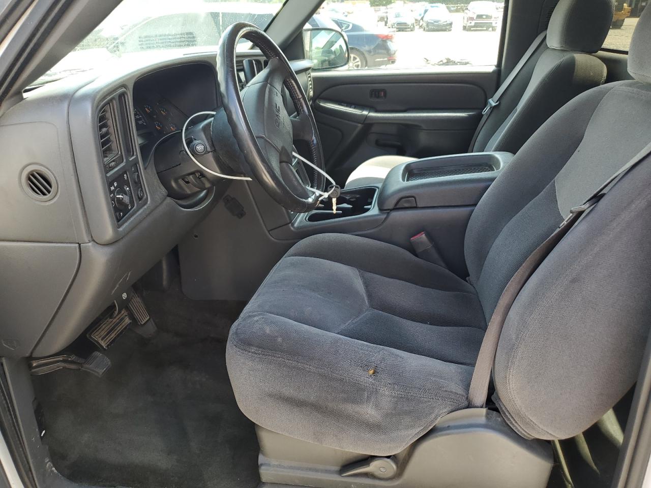 2004 GMC New Sierra C1500 VIN: 1GTEC14V14Z333219 Lot: 65702625