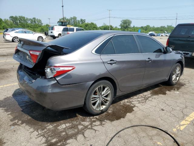  TOYOTA CAMRY 2017 Серый