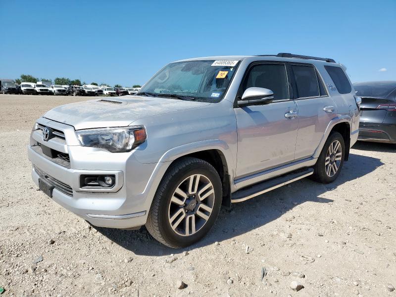 TOYOTA 4RUNNER SR 2024