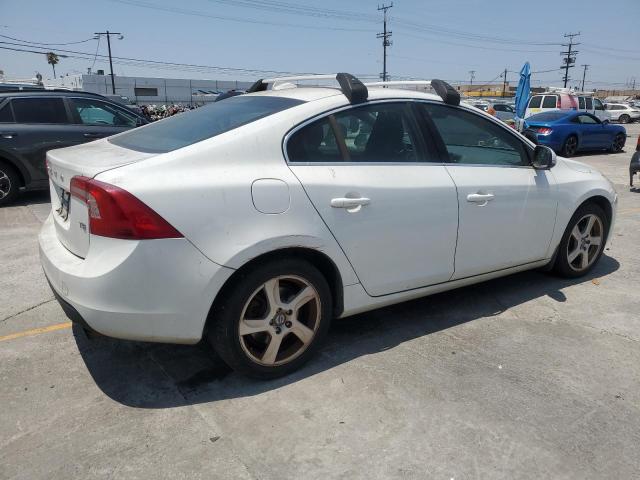  VOLVO S60 2012 White