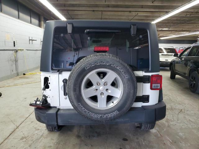  JEEP WRANGLER 2015 Белы