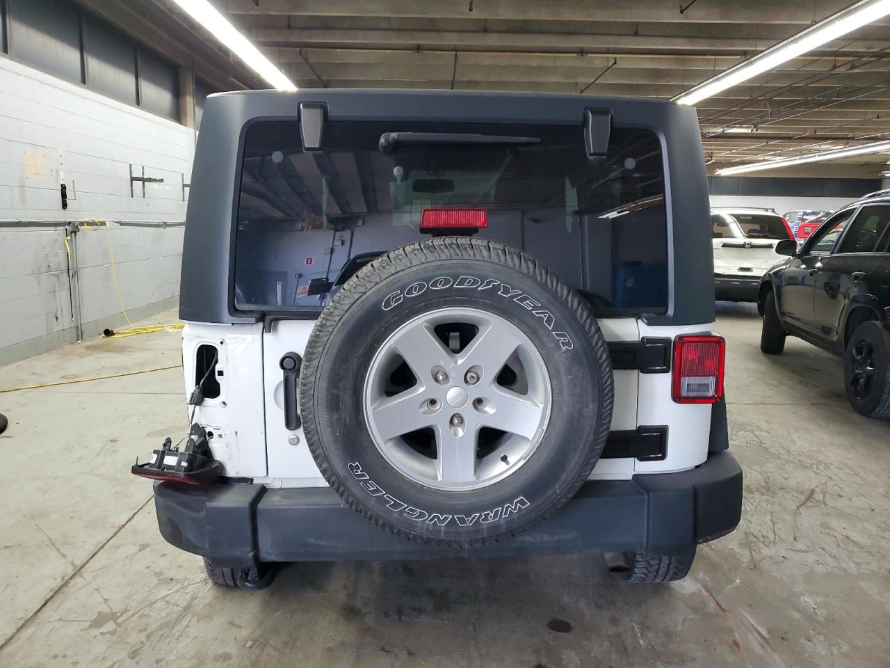 2015 Jeep Wrangler Sport VIN: 1C4AJWAG5FL668772 Lot: 63392345