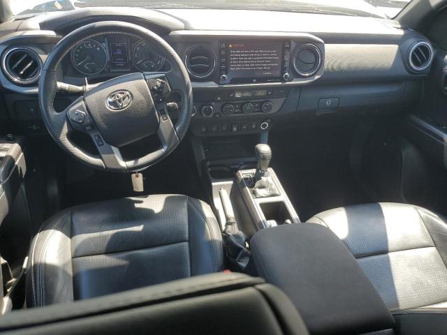  TOYOTA TACOMA 2021 Srebrny