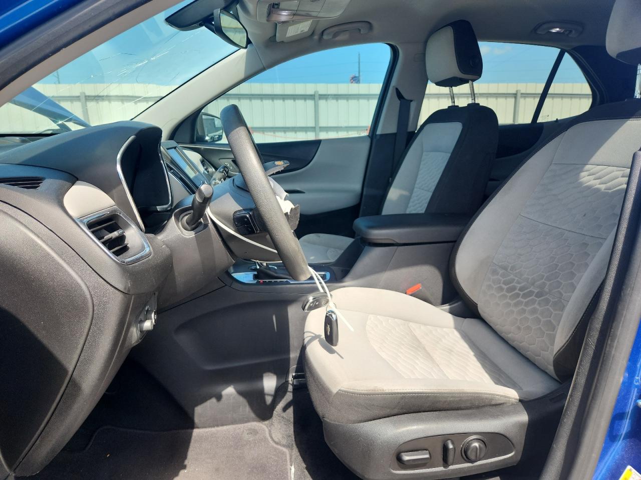 2019 Chevrolet Equinox Ls VIN: 3GNAXHEV4KS573795 Lot: 65174675