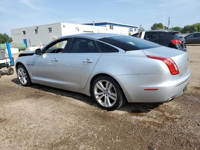 2011 JAGUAR XJ   