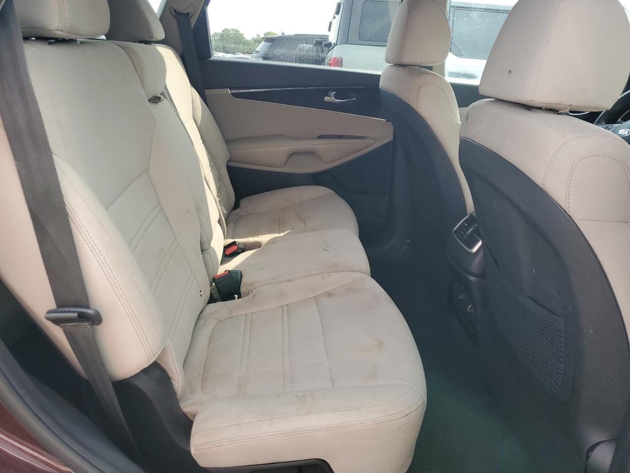 2019 Kia Sorento Lx VIN: 5XYPG4A51KG481322 Lot: 64904485