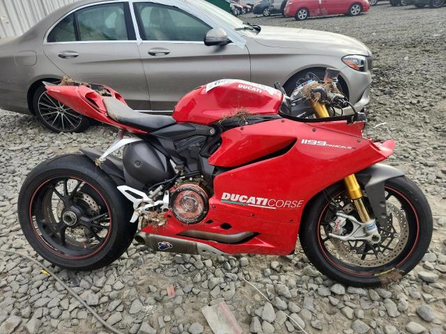 2013 DUCATI SUPERBIKE 1199 PANIGALE   a la Venta en Copart NJ - TRENTON